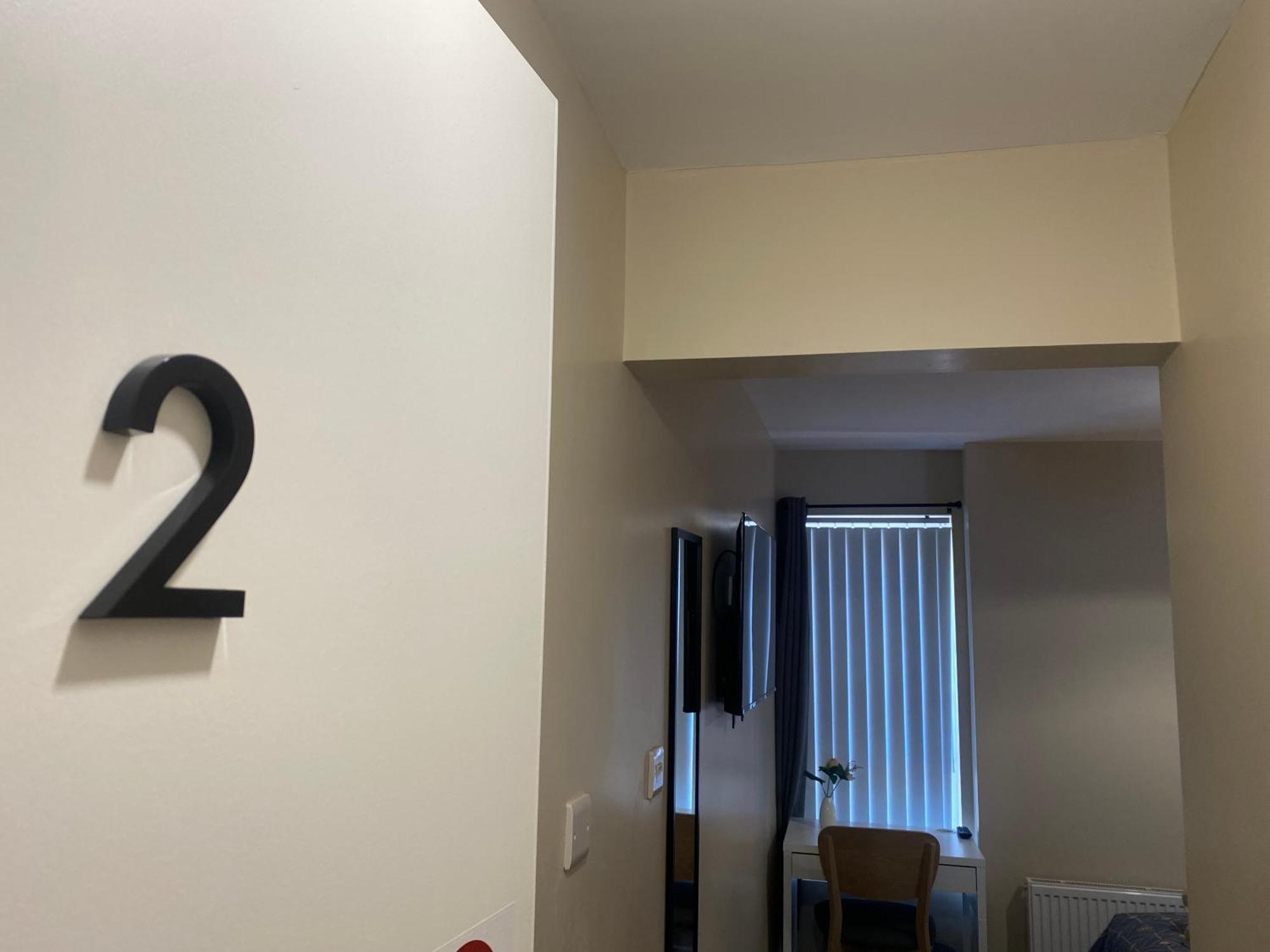Roskeen Townhouse Белфаст Экстерьер фото